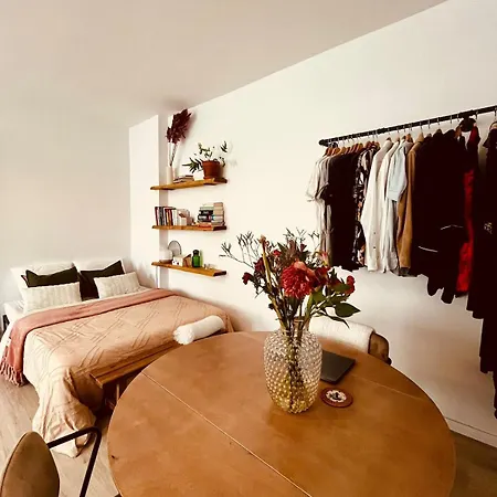 Wonderful In Mitte! Apartamento *